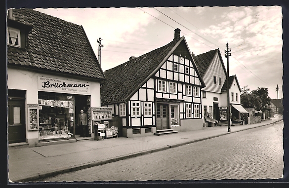 Datei:19xx AK-Lage-Lippe-Friedrichstr.8-6-4-mit-Buchhandlung-Brueckmann.jpg