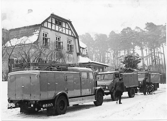 Datei:Forsthaus Dörenschlucht BA AU-1-6.jpg