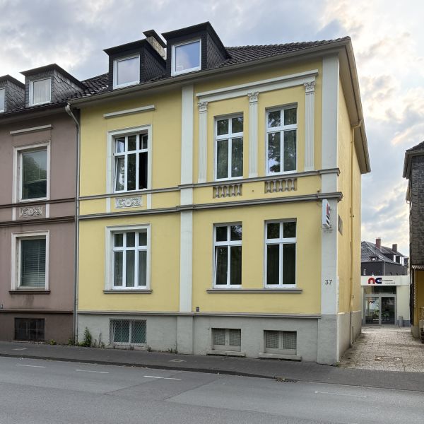 Datei:DT-Hermannstr37 JK2025.jpg