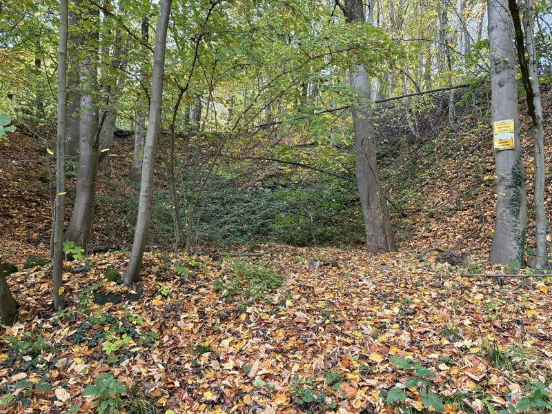 Datei:DT-OSchanze-Steinbruch JK2025.JPG