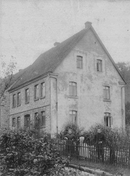 Datei:078 16 InDerGrund 4 HausSonnenberg.jpg