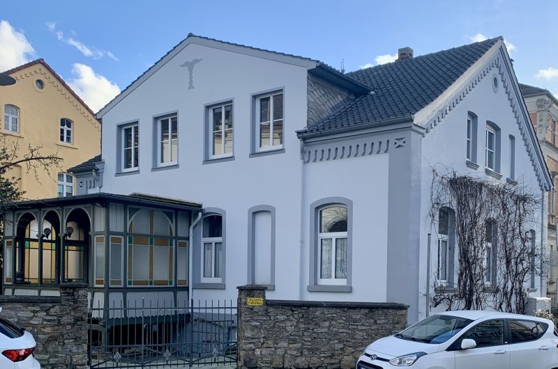 Datei:DT-Paulinen13Rücks JK2025.jpg