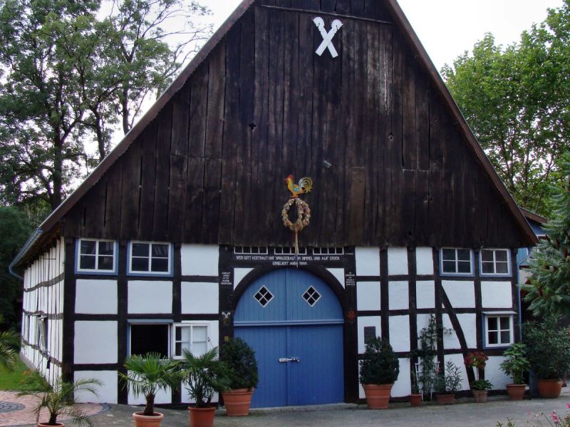 Datei:UntereDorfstrasse7 230809 2.jpg