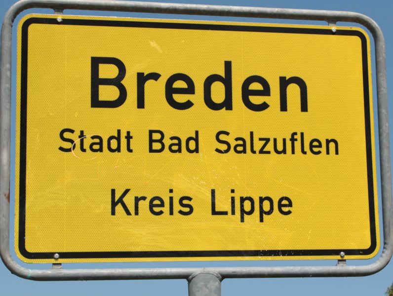 Datei:Ortseingangsschild Breden.JPG
