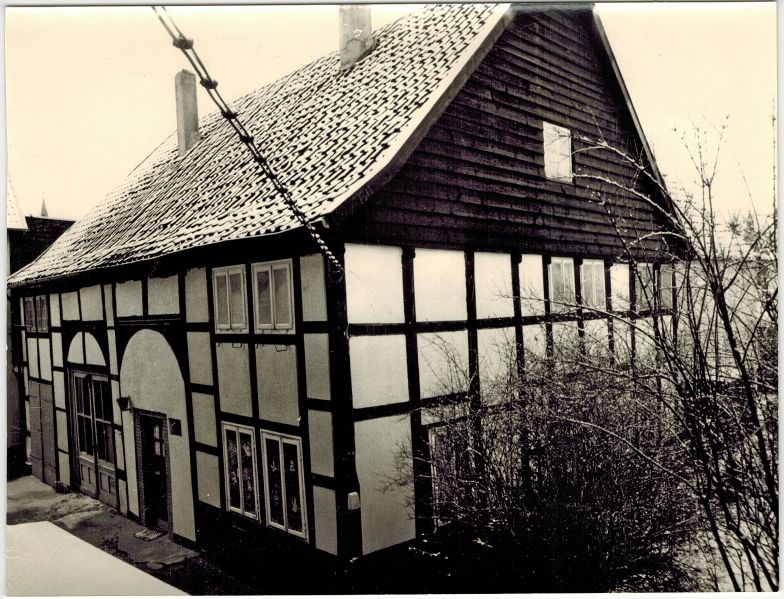 Datei:1985 Fachwerkhaus.jpg