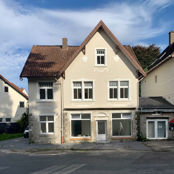 Datei:DT-Hk AmKrugplatz4 JK2023.jpg