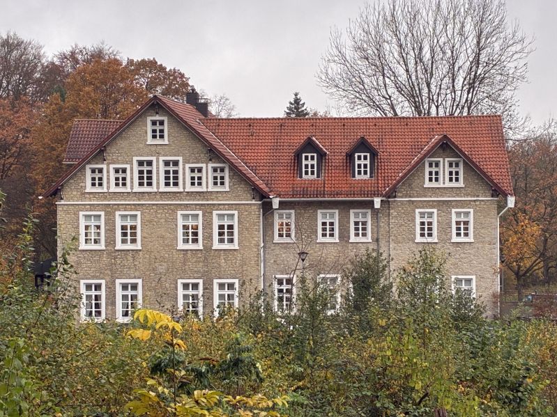 Datei:HID-Hindenburgstr58 JK2025.jpg