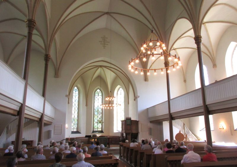 Datei:Kirche in Bega, Innenraum.jpg