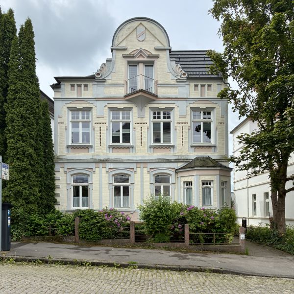 Datei:DT-Woldemarstr13 JK2025.jpg