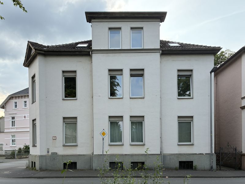 Datei:DT-Moltkestr1 JK2025.jpg