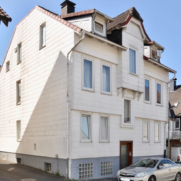 Datei:DT-Wehrenhagenstr3 JK2026.jpg