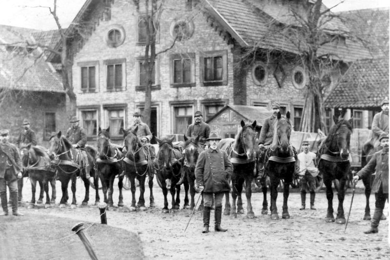 Datei:10 DT-Hrnlddrf Rittergut Landsetzer.jpg