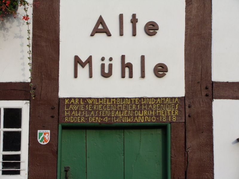 Datei:Waldmühlenweg2 300809 2.jpg