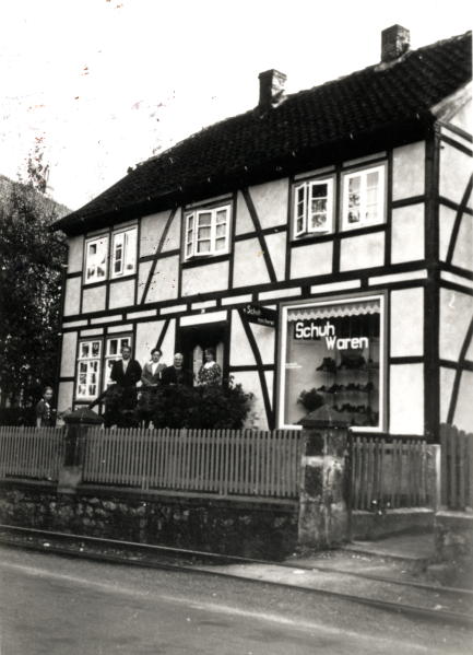 Datei:HID-FrEbertStr56 c1940 ME-PK-39-27.png
