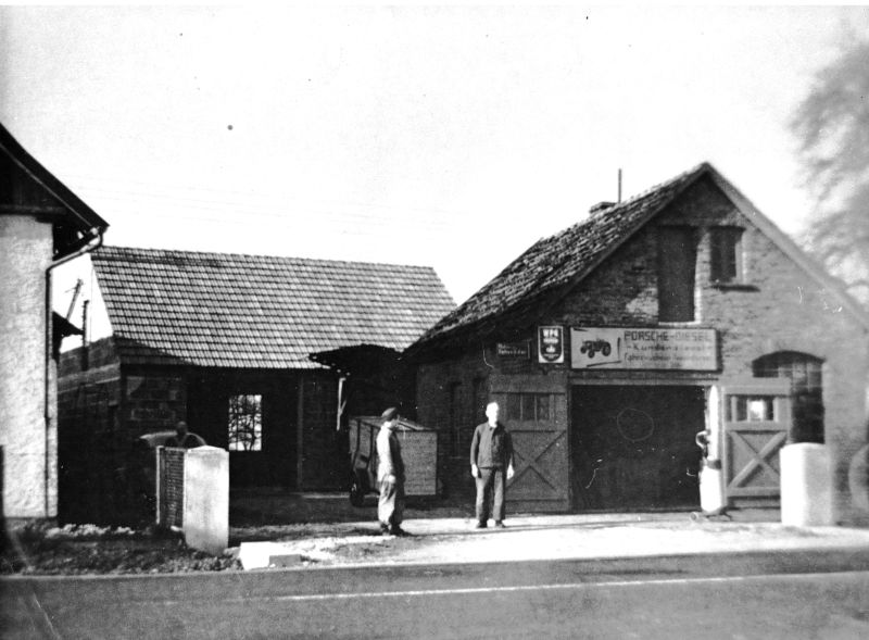 Datei:KFZ-Werkstatt 1957.jpg