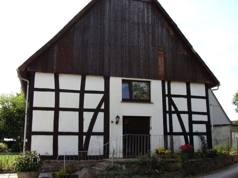 Datei:UntereDorfstrasse34 230809 1.jpg