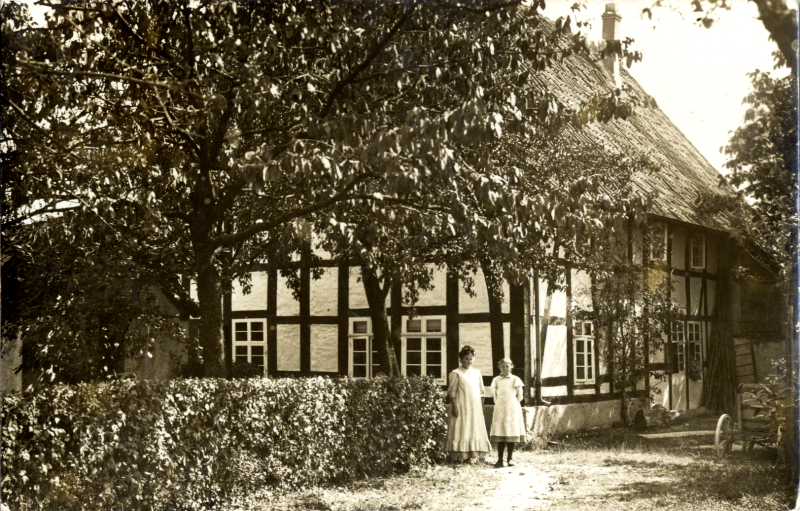 Datei:HID-ThHeussStr6 c1915 ME-PK-38-48.png