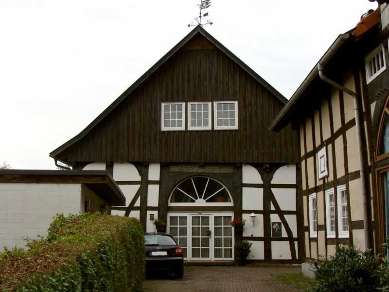 Datei:AlteDorfstrasse07 060909 1.jpg