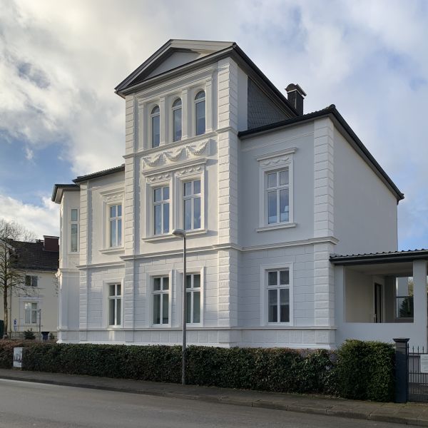 Datei:DT-Benekestr2vO JK2025.jpg