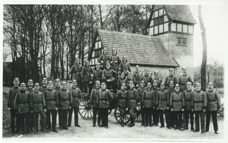 Datei:1909 Feuerwehr.jpg