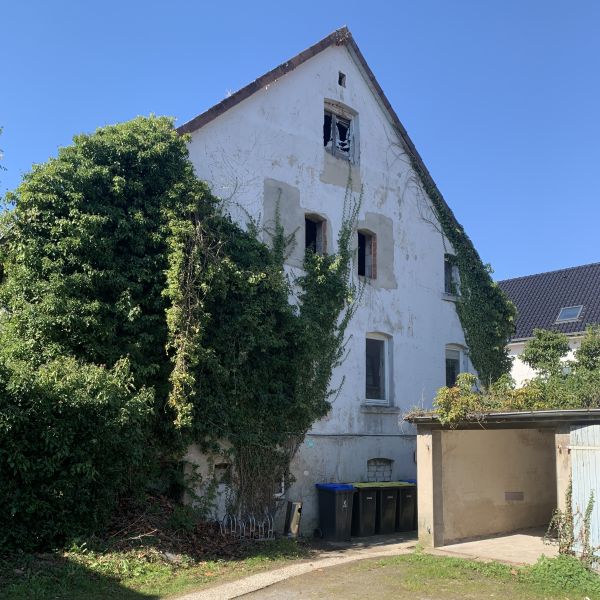 Datei:DT-Elisabethstr9Nord JK2025.jpg