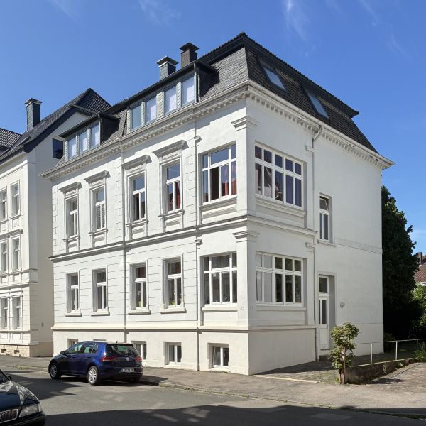 Datei:DT-Moltkestr19 JK2025.jpg
