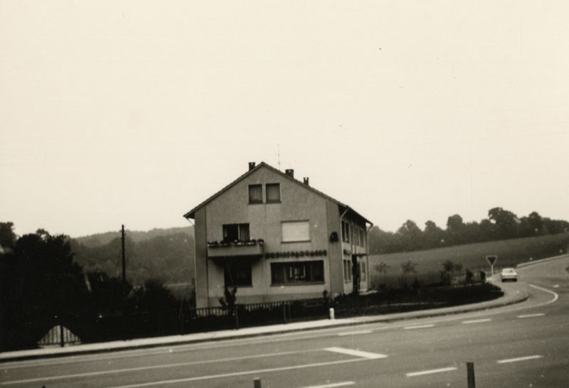 Datei:DT-Hk Externsteinestr2 ME-PK-24-30.jpg