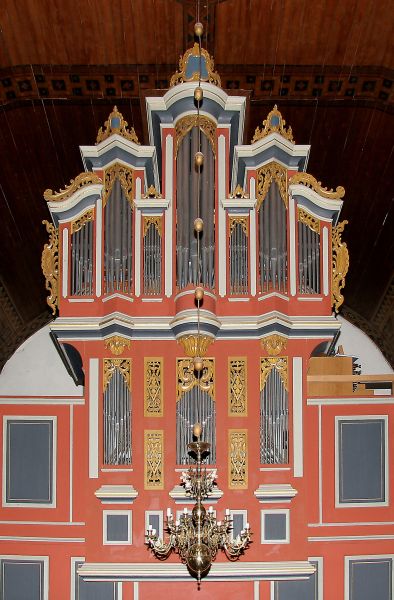 Datei:Kirche in Bergkirchen, Orgel.jpg