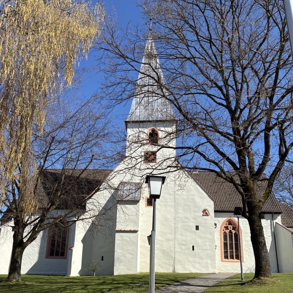 Datei:KT-Hhs Kirche JK2026.jpg