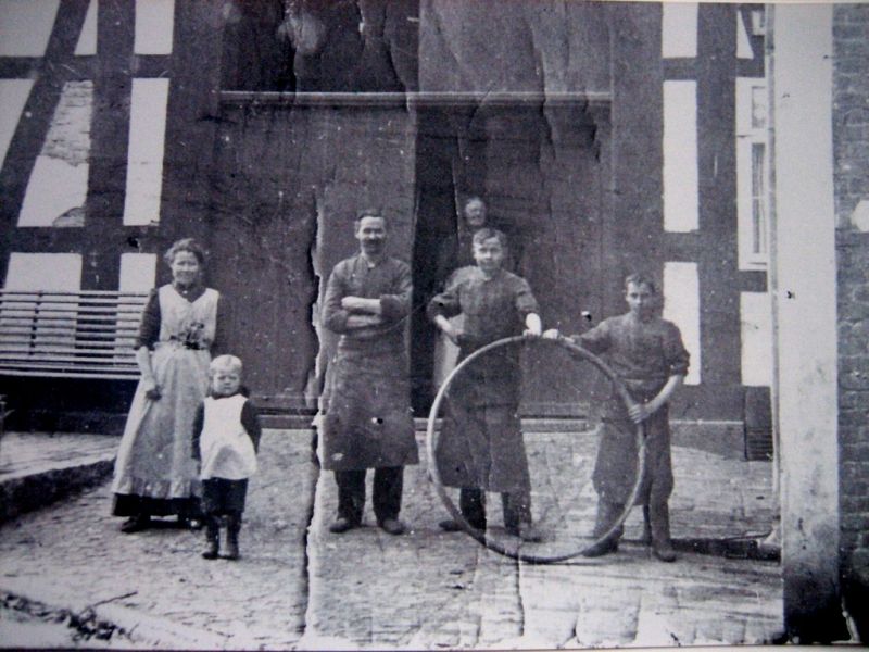 Datei:Niewalder Str 2.jpg