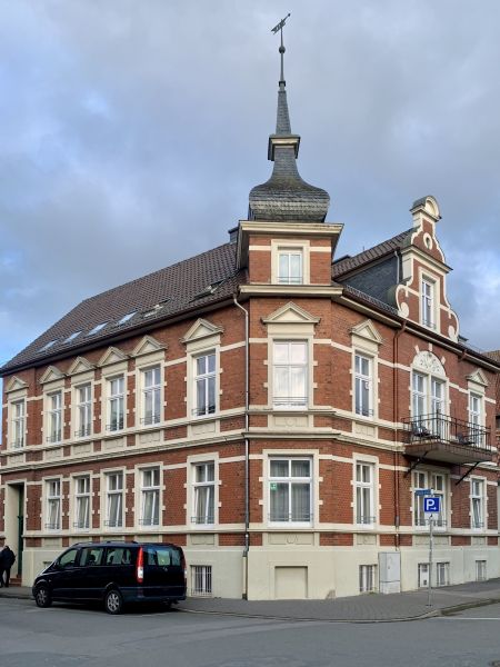 Datei:DT-Grabbestr3 JK2025.jpg