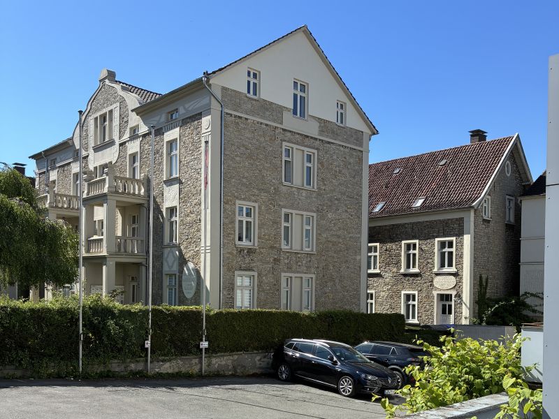 Datei:DT-Lageschestr6+8 JK2026.jpg