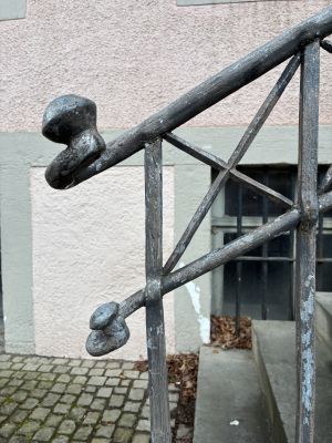 DT-Allee1 Geländer JK2026.JPG