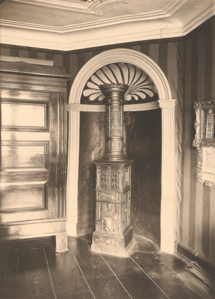 Datei:DT-Langestr55 HSA 6238Ofen.png