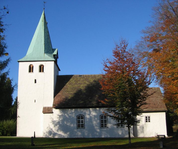 Datei:Kirche in Elbrinxen.jpg