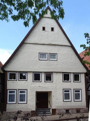 Kirchhofstraße 4 Stiewe 2014 ShiftN.jpg